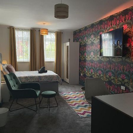 Luxury Studio Apartment Near Birmingham Citycentre Exterior foto